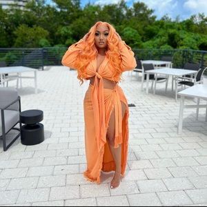 MINAA MONROE Fancy fringe skirt and button up crop top